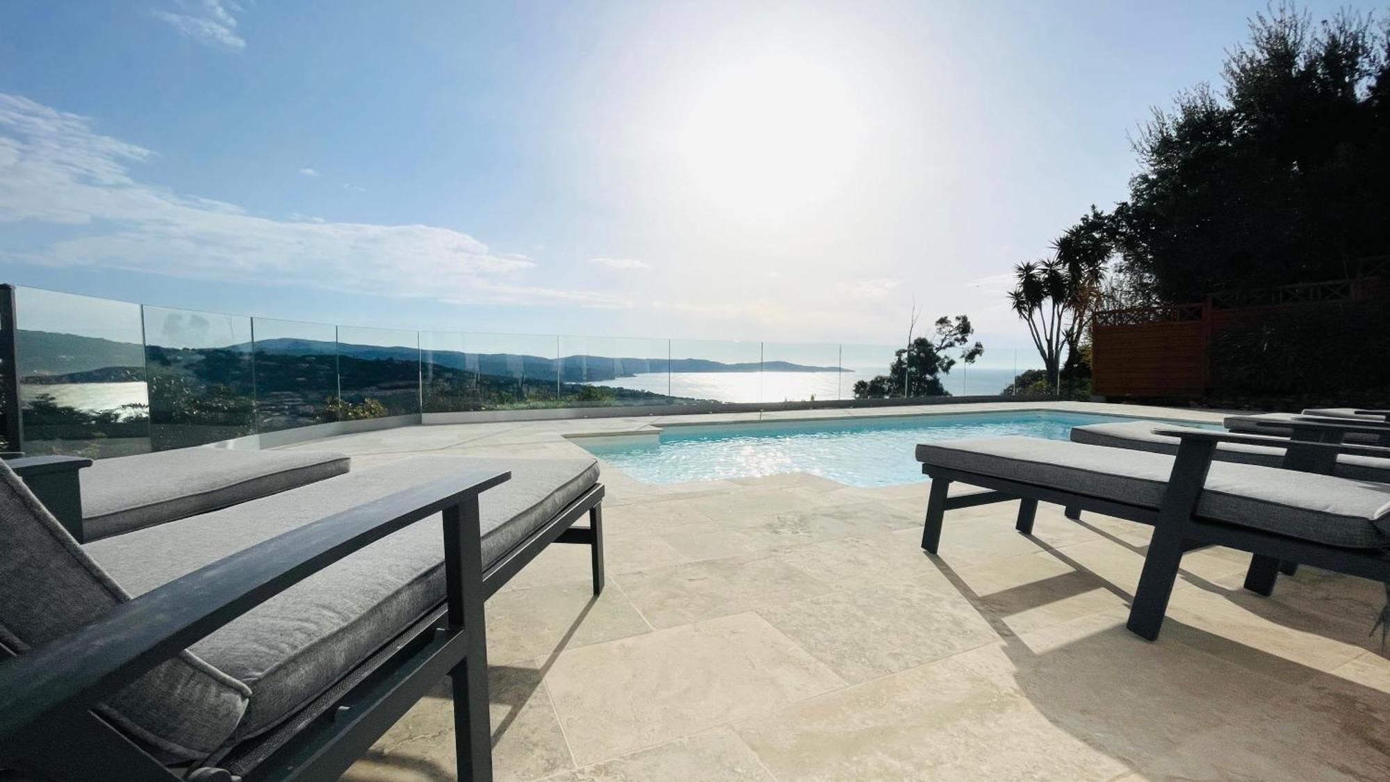 Villa Cacharelle Vue Mer Piscine Cavalaire-sur-Mer Buitenkant foto