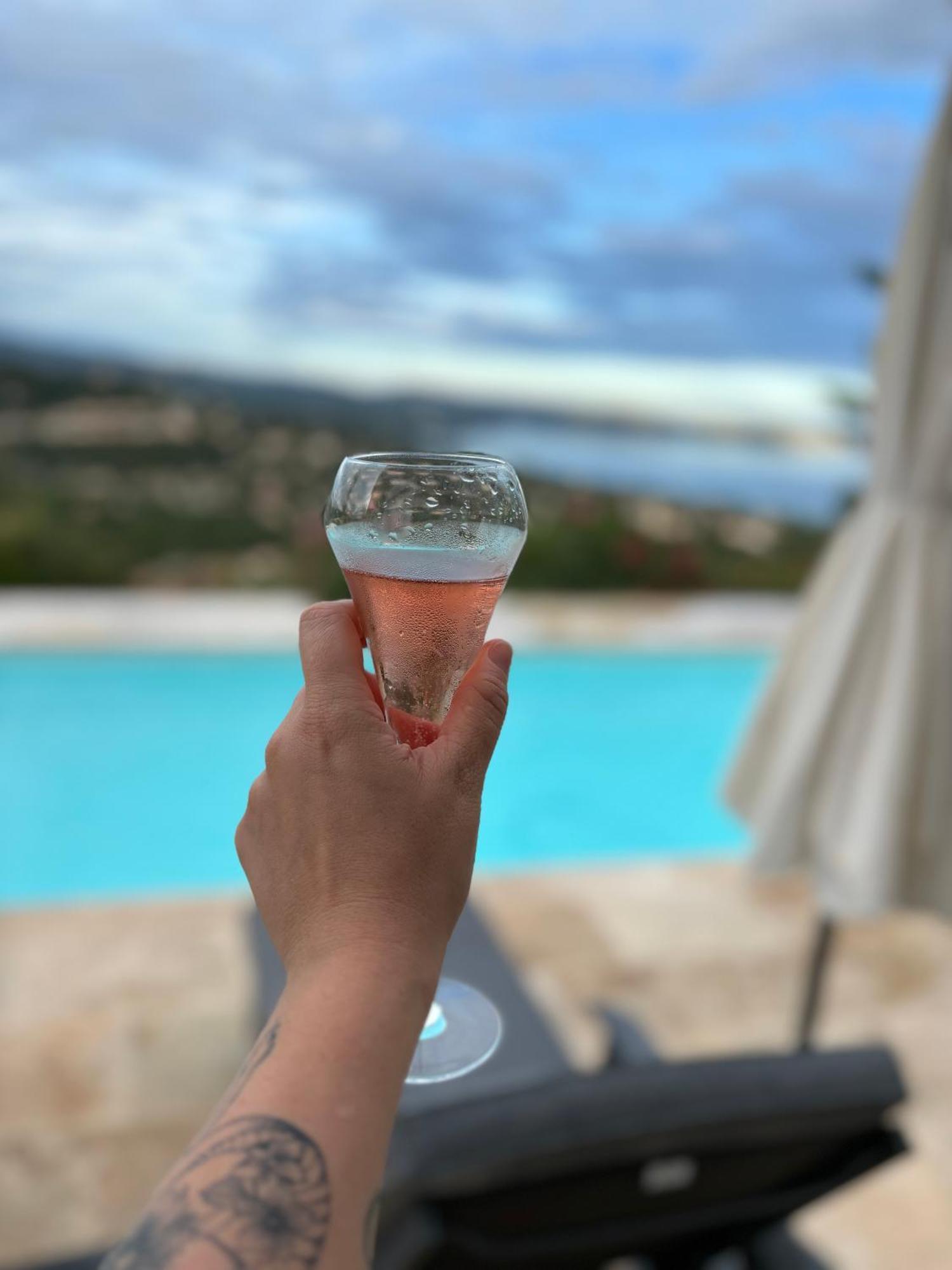 Villa Cacharelle Vue Mer Piscine Cavalaire-sur-Mer Buitenkant foto